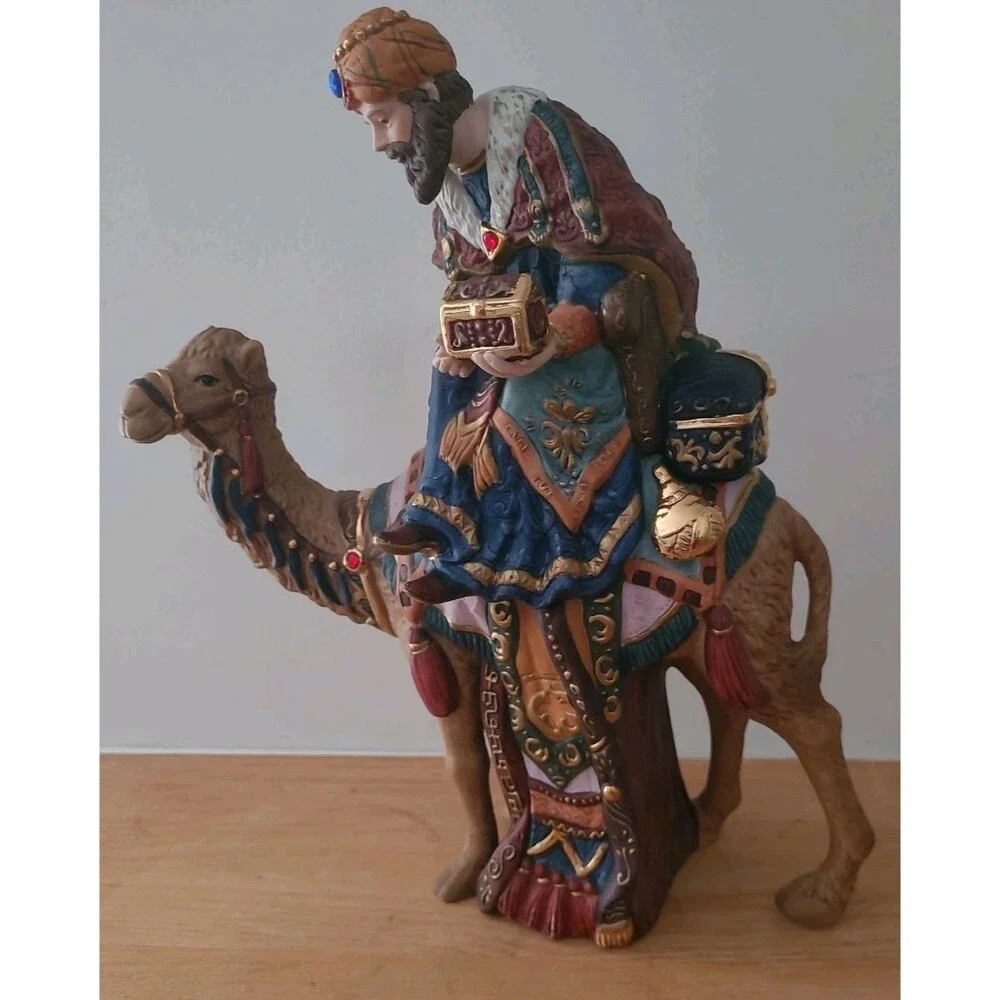 Kirkland  Nativity 75177 Replacement Figurine Wiseman Standing Camel Vintage